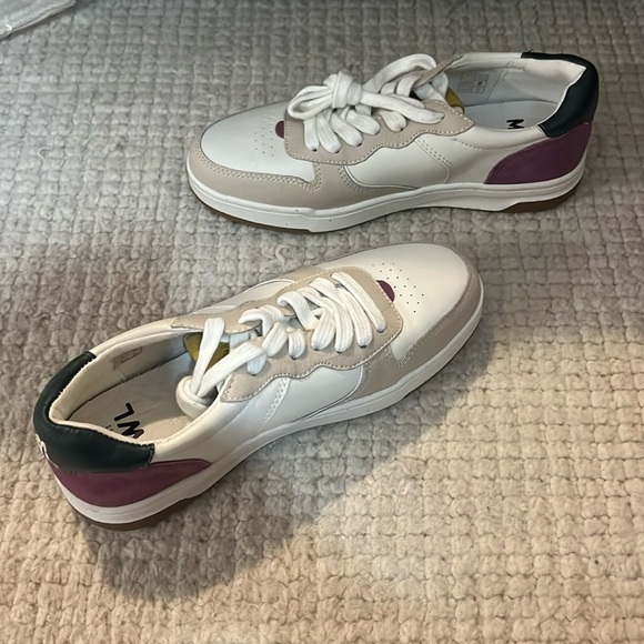 Madewell Sneaker - Picture 1 of 3